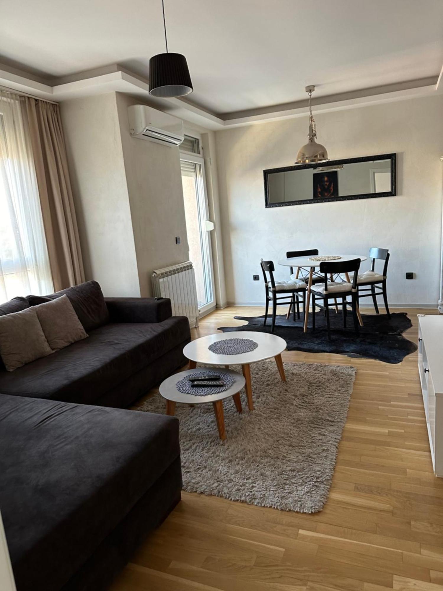 Apartman Dm Belgrado Exterior foto